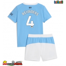 Camisa de Futebol Manchester City Tijjani Reijnders #4 Equipamento Principal Infantil 2025-26 Manga Curta (+ Calças curtas)